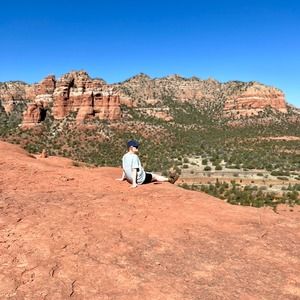 Meet your Posher, Laura